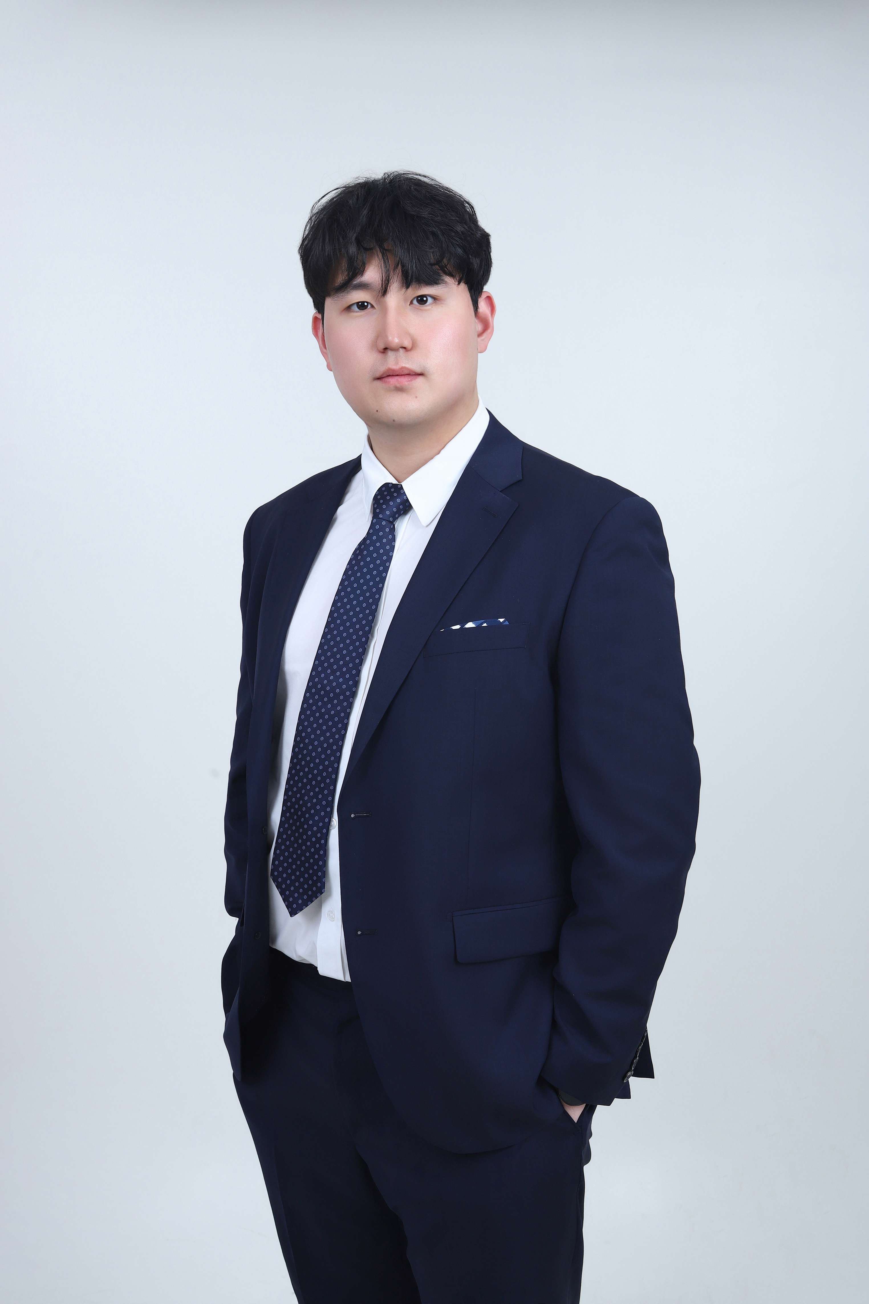 한강현